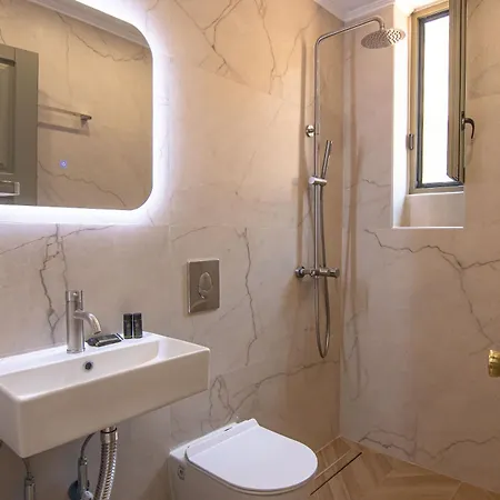 Delfini Hotel