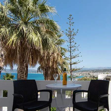 Hotel Delfini *